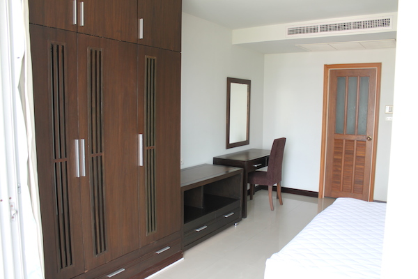 Baan Thirapa