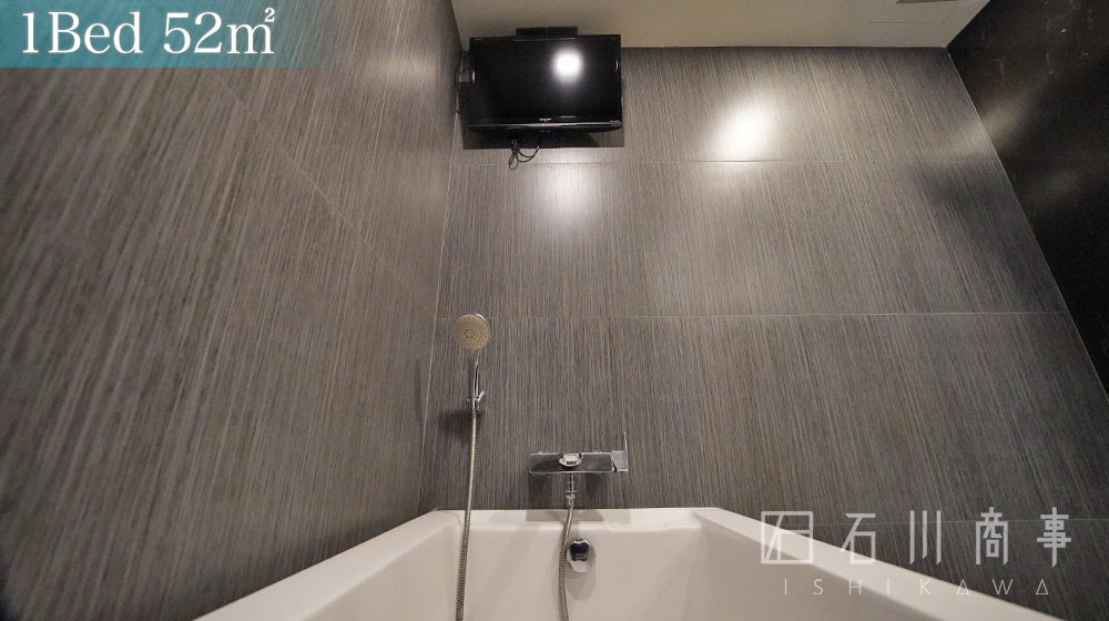 Upper Suites Sukhumvit 25