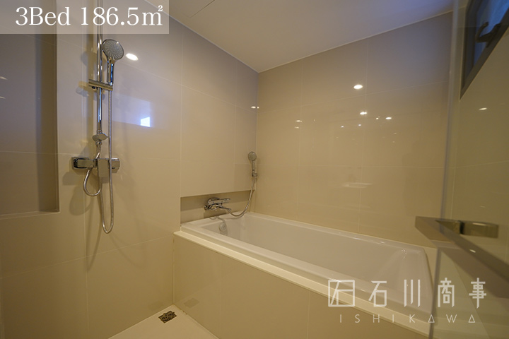 Chani Residence